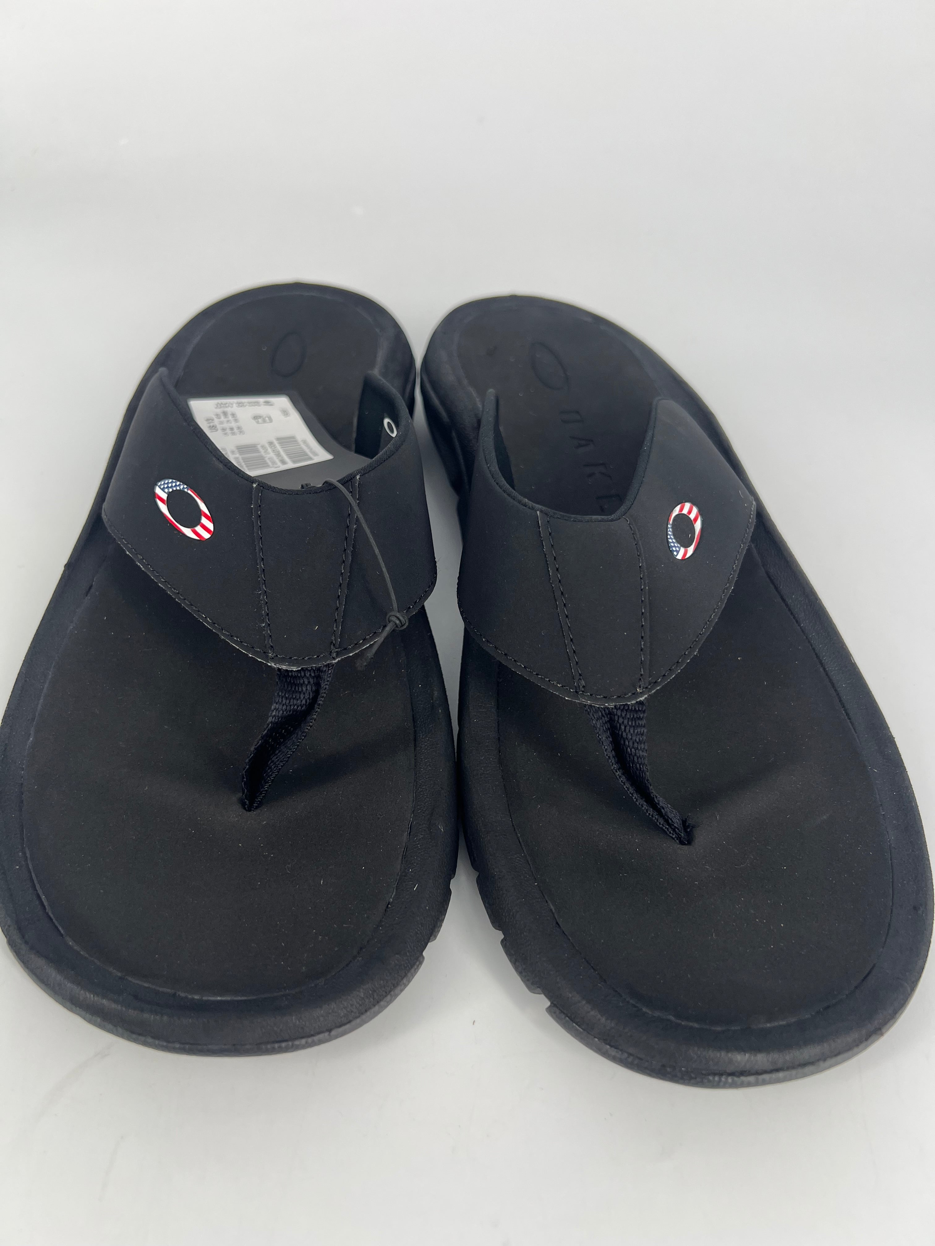 Oakley sandals