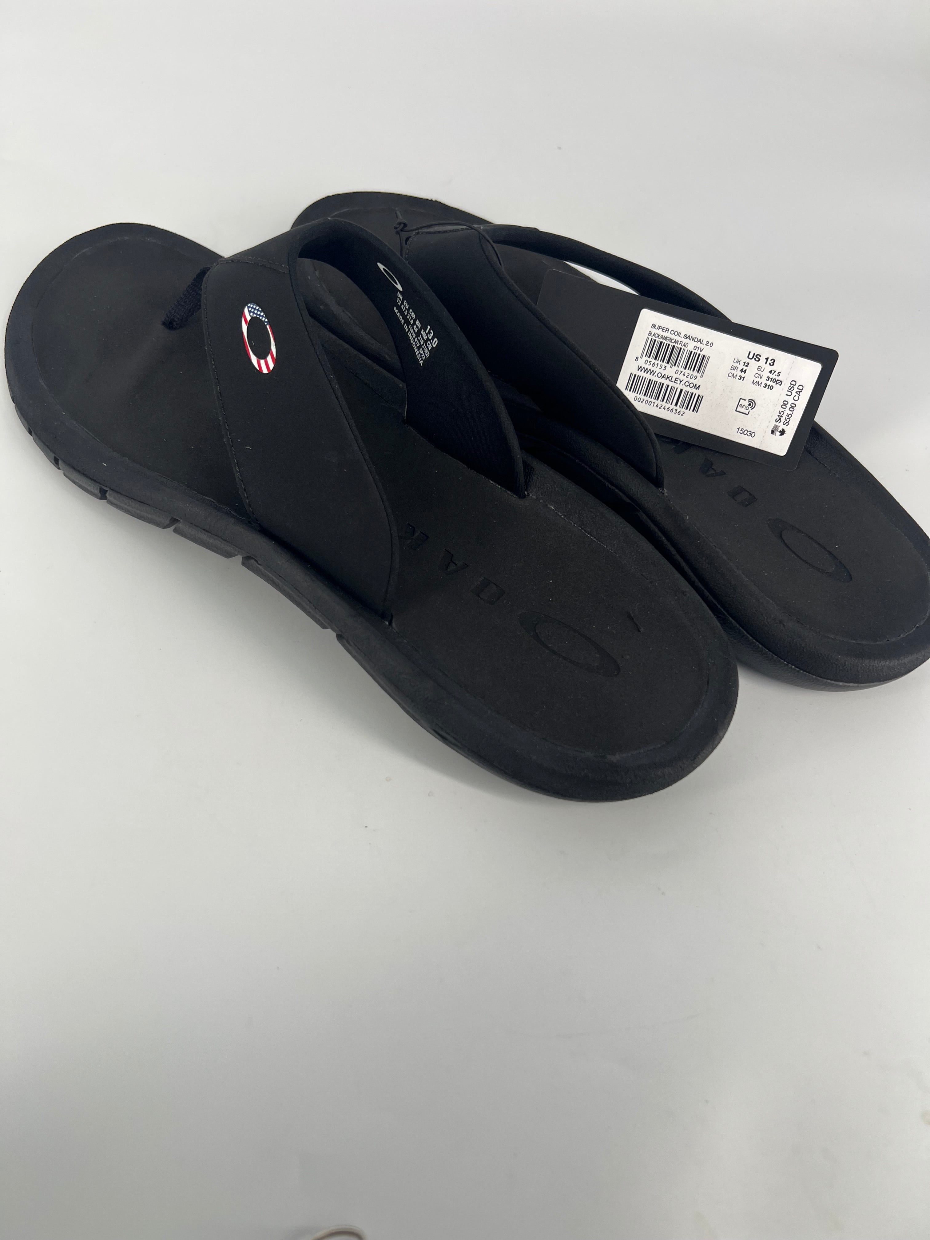 Oakley sandals