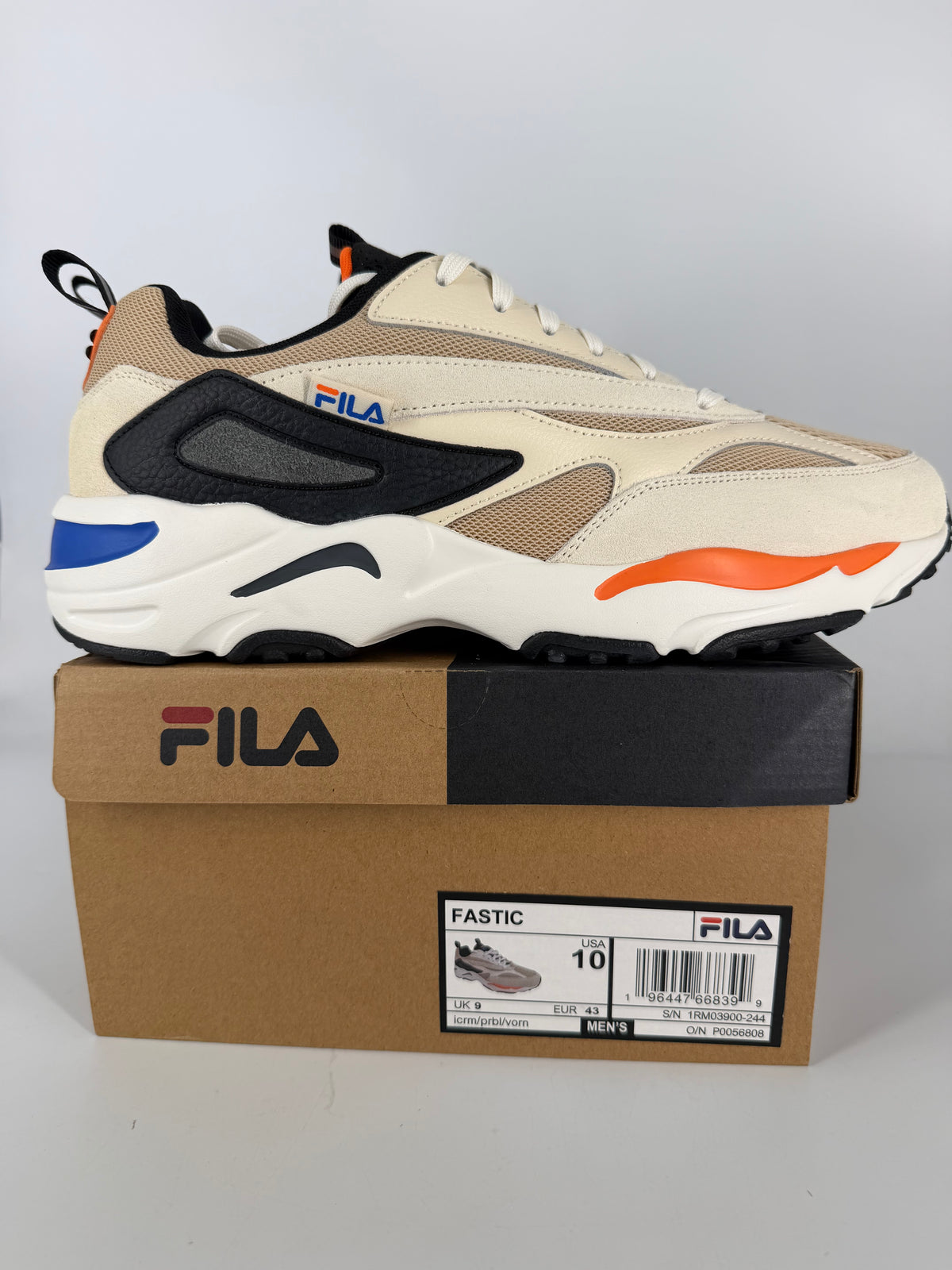 Sneakers